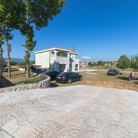Vila Lct Oasis *