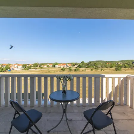 Vila Lct Oasis Lovrec